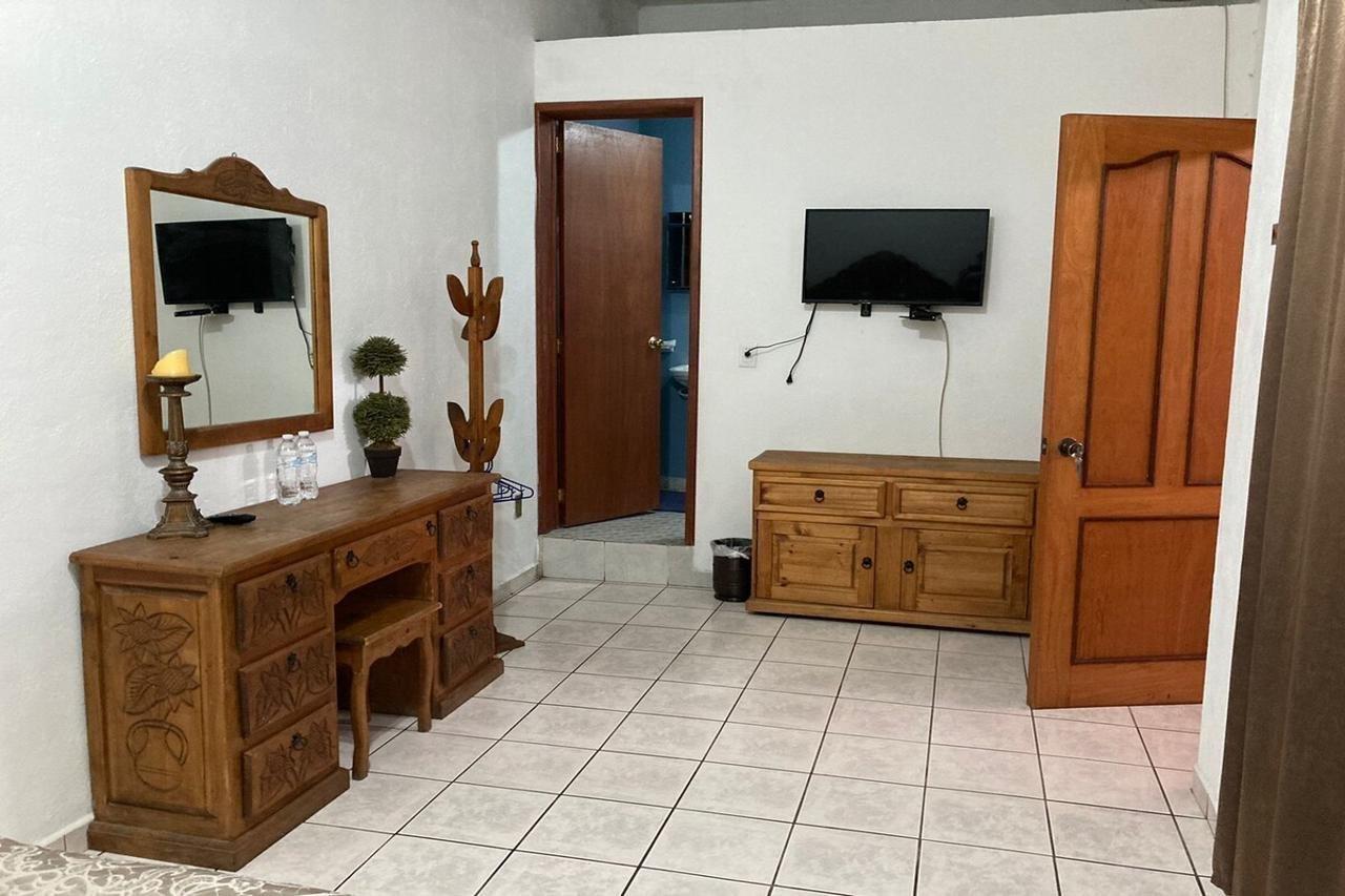 Hostal Casa Blanca Comala Buitenkant foto