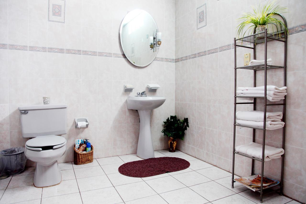 Hostal Casa Blanca Comala Buitenkant foto