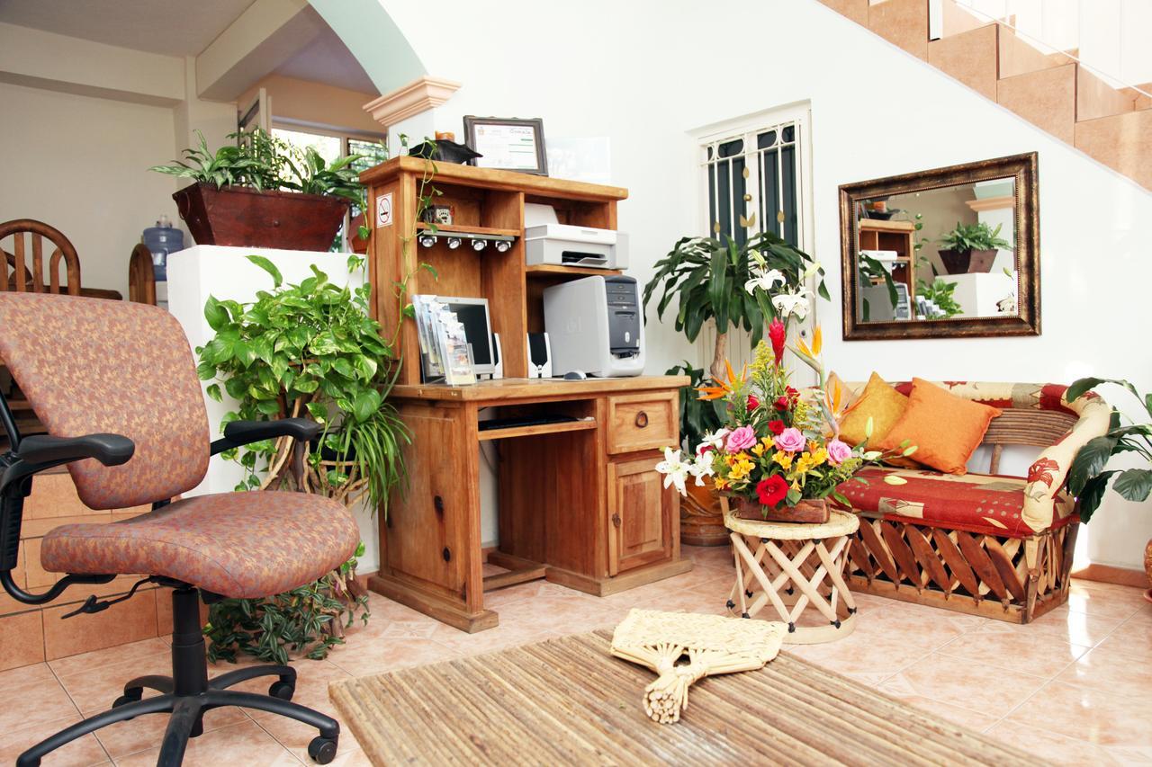 Hostal Casa Blanca Comala Buitenkant foto