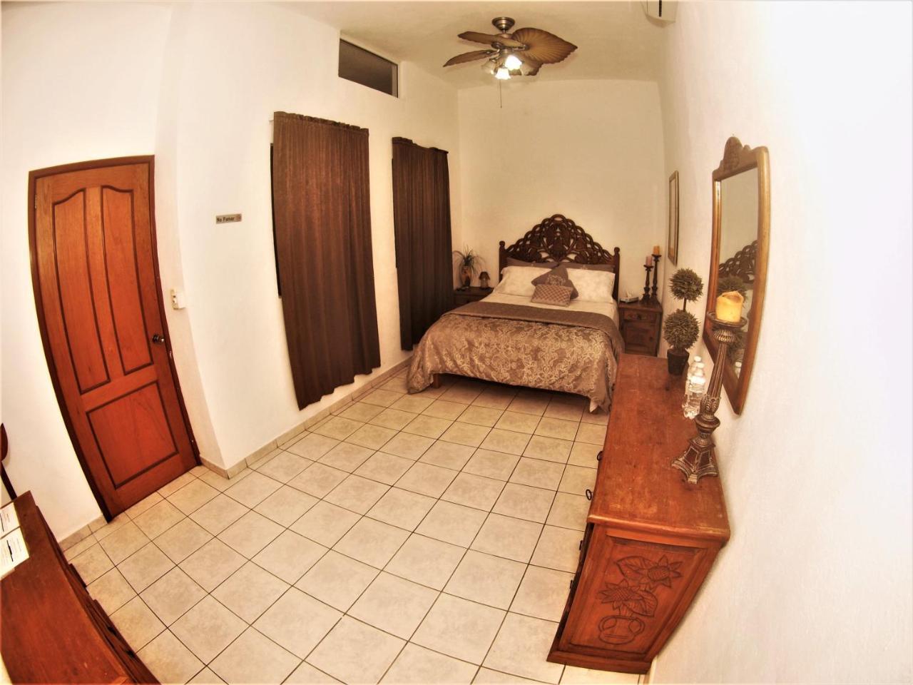 Hostal Casa Blanca Comala Buitenkant foto